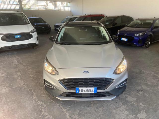 Ford Focus 1.0 EcoBoost 125 CV 5p. Active - foto 2 di 4