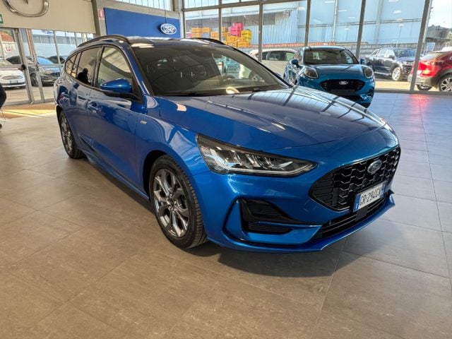 Ford Focus 1.5 EcoBlue 115 CV aut. SW ST-Line - foto 3 di 4