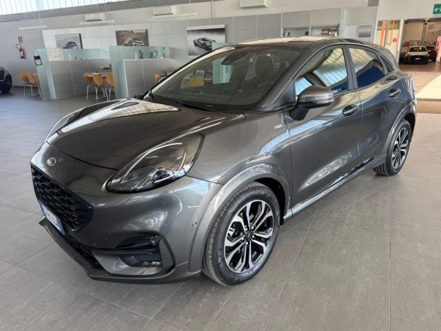 Ford Puma 1.0 EcoBoost Hybrid 125 CV aut. ST-Line, del 2023, 24.418 km, in vendita a Imola (BO)