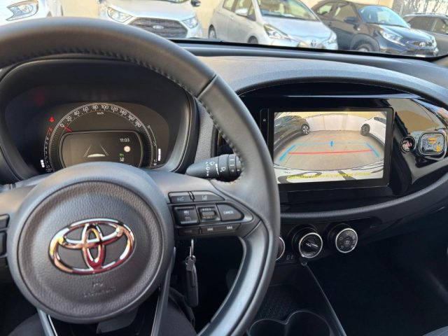 Toyota Aygo X 1.0 VVT-i 72 CV 5 porte Active - foto 3 di 4