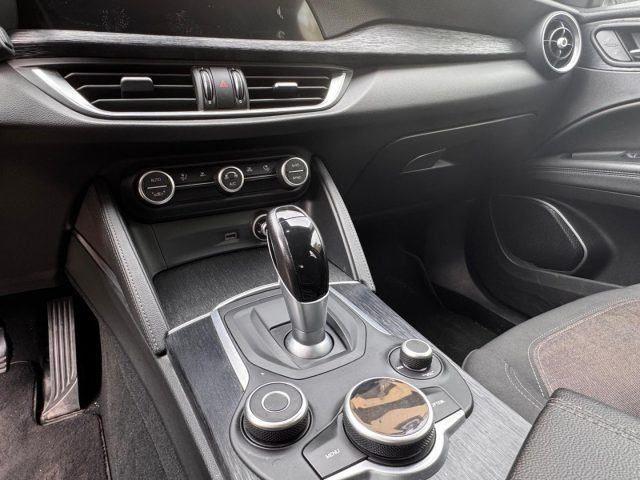 Alfa Romeo Stelvio 2.2 Turbodiesel 190CV AT8 Q4 Business - foto 3 di 4