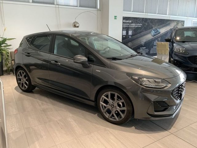 Ford Fiesta 1.0 EcoBoost Hybrid 125CV ST-Line - foto 2 di 4