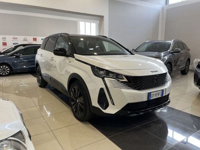 Peugeot 5008 Hybrid 136 GT e-DCS 6 aut. usato a CARESANABLOT