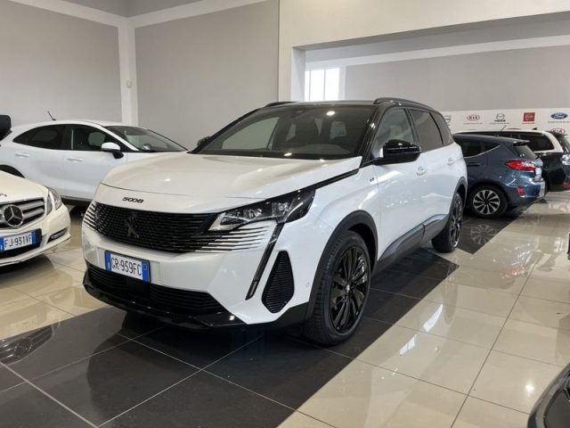 Peugeot 5008 Hybrid 136 GT e-DCS 6 aut. - foto 2 di 4