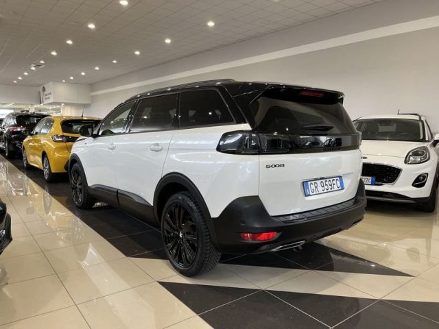 Peugeot 5008 Hybrid 136 GT e-DCS 6 aut. - foto 4 di 4