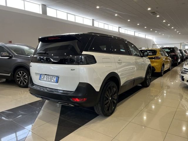 Peugeot 5008 Hybrid 136 GT e-DCS 6 aut. - foto 3 di 4