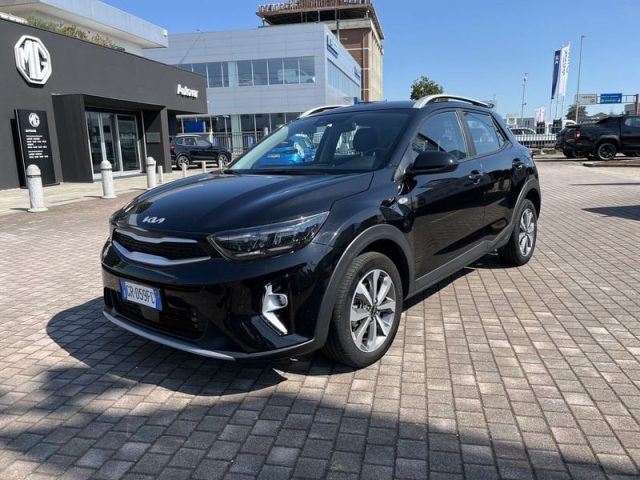 Kia Stonic 1.0 T-GDI 74KW MHEV URBAN usato a CARESANABLOT