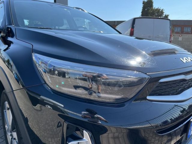 Kia Stonic 1.0 T-GDI 74KW MHEV URBAN - foto 3 di 4
