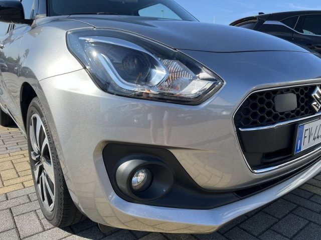 Suzuki Swift 1.2 Hybrid Top 2WD - foto 3 di 4
