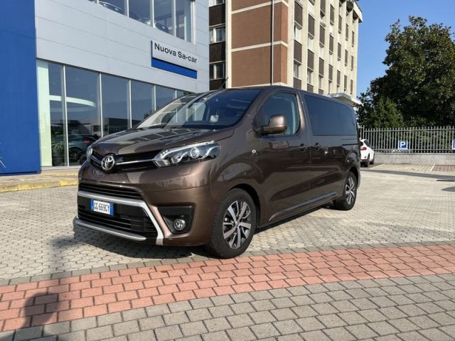 Toyota Proace Verso 2.0D 180cv S&S A/T L1 D Luxury - foto 2 di 4