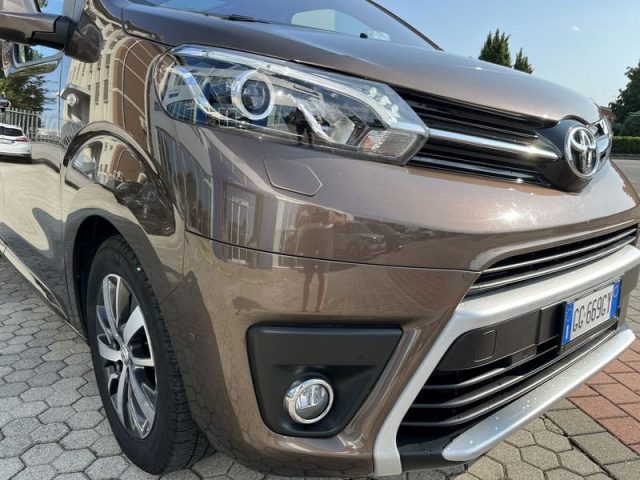 Toyota Proace Verso 2.0D 180cv S&S A/T L1 D Luxury - foto 3 di 4