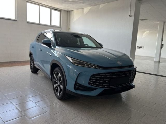 MG HS 1.5 T Comfort AT usato a CARESANABLOT