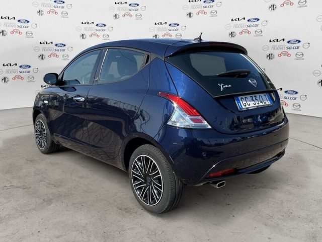 Lancia Ypsilon 1.0 70cv Firefly Hybrid S&S Gold - foto 4 di 4