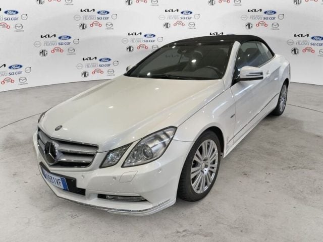 Mercedes-Benz CLA sse E E 300 BlueEFFICIENCY Avantgarde usato a CARESANABLOT