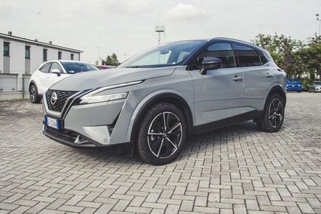 Nissan Qashqai Qashqai MHEV 140 CV Tekna usato a CARESANABLOT