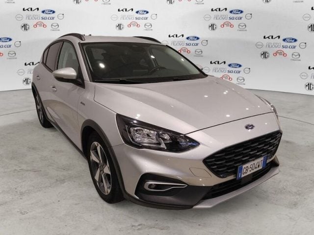 Ford Focus 1.0 EcoBoost Hybrid 125 CV 5p. Active, del 2020, 82.000 km, in vendita a Caresanablot (VC)