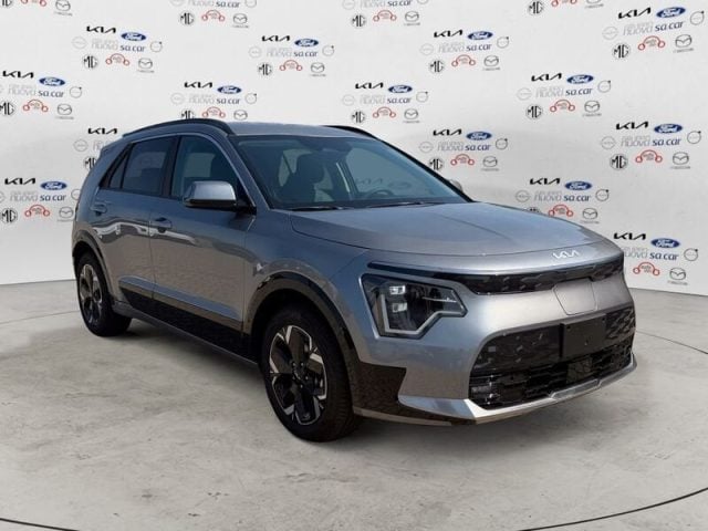 Kia Niro EV e- 64,8 kWh Evolution - foto 2 di 4