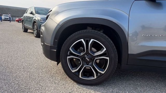 Jeep Avenger Avenger 1.2 turbo Summit fwd 100cv - foto 4 di 4