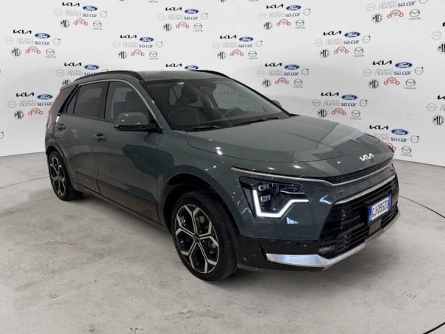 Kia Niro HEV 1.6 HEV GDI Evolution DCT, del 2022, 63.000 km, in vendita a Caresanablot (VC)