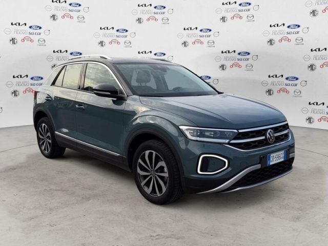 Volkswagen T-Roc T-Roc 1.0 tsi Style 110cv, del 2023, 33.000 km, in vendita a Caresanablot (VC)