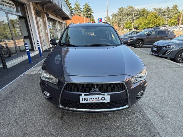 Mitsubishi Outlander 2.2 DI-D Instyle DPF 7 p.ti UNICO PROPRIETARIO - foto 3 di 4