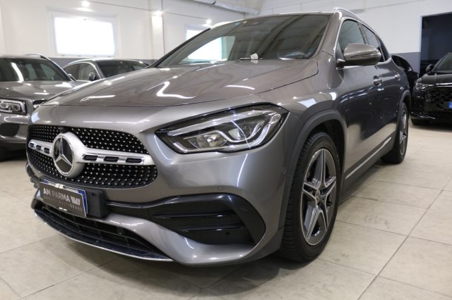 Mercedes-Benz GLA 180 d Automatic Premium - foto 3 di 4