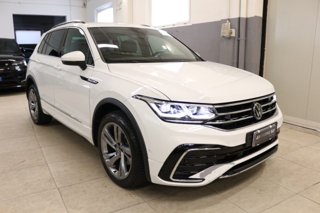 Volkswagen Tiguan 2.0 TDI DSG 4MOTION R-Line "" GANCIO TRAINO "" usato a PARMA