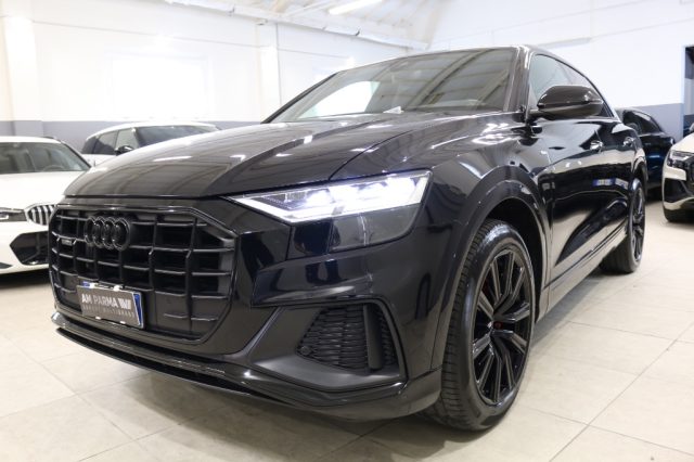 Audi Q8 50 TDI 286 CV quattro tiptronic S-LINE - foto 3 di 4
