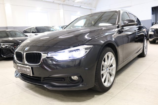 BMW 320 d Touring Business Advantage aut. X DRIVE - foto 3 di 4