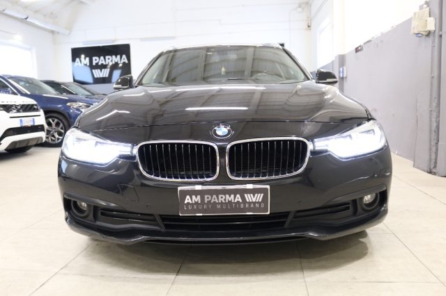 BMW 320 d Touring Business Advantage aut. X DRIVE - foto 2 di 4