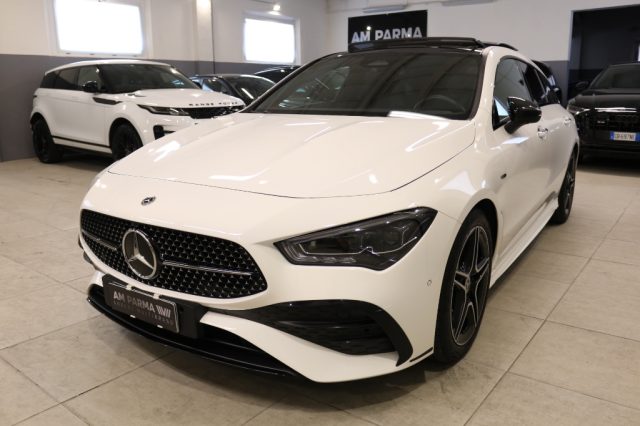 Mercedes-Benz CLA 220 d Automatic Shooting Brake AMG Line Premium Plus - foto 3 di 4