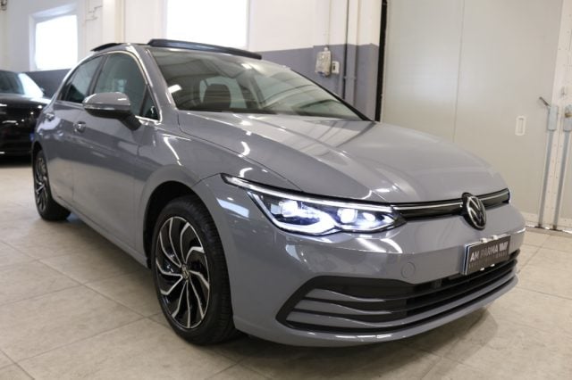Volkswagen Golf 1.5 eTSI 150 CV EVO ACT DSG Style usato a PARMA