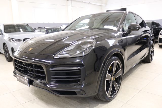 Porsche Cayenne Coupé 3.0 V6 Platinum Edition - foto 3 di 4