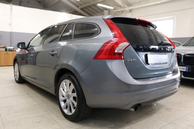 Volvo V60 D3 Business - foto 4 di 4