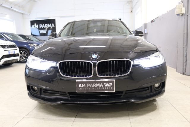 BMW 320 d Touring Business Advantage aut. X DRIVE - foto 2 di 4