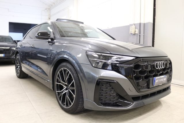 Audi Q8 SUV 50 TDI 286 CV quattro tiptronic S line edition, del 2025, 30.500 km, in vendita a Parma (PR)