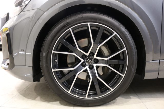 Audi Q8 SUV 50 TDI 286 CV quattro tiptronic S line edition - foto 4 di 4