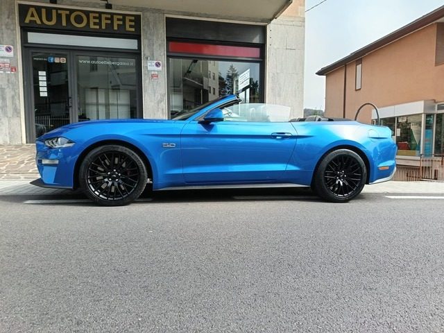 Ford Mustang Convertible 5.0 V8 GT AUTOMATICA **28.400 KM** usato a PONTE SAN PIETRO