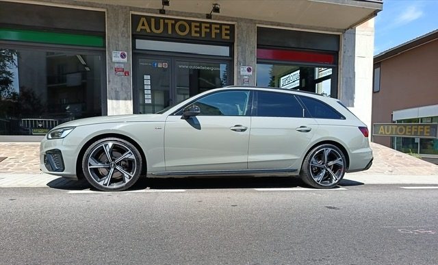Audi A4 Avant 35 2.0 TDI 163CV S-Tronic S-Line Edition usato a PONTE SAN PIETRO