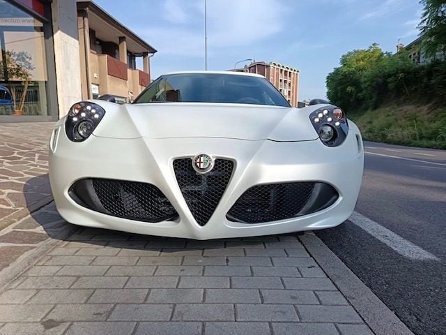 Alfa Romeo 4C COUPE' LAUNCH EDITION 353/500, TAGLIANDATA - foto 3 di 19