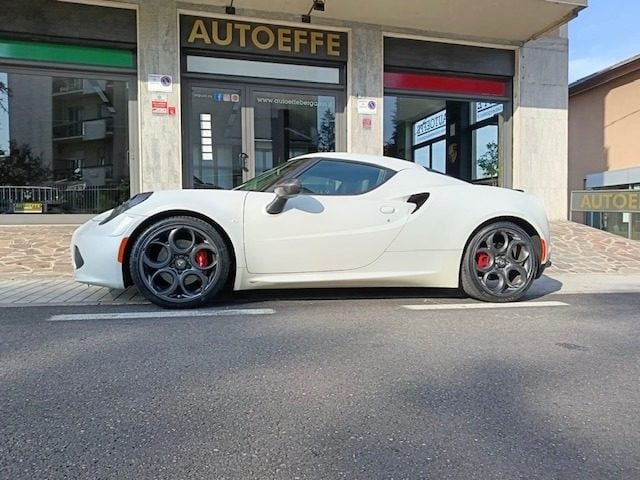 Alfa Romeo 4C COUPE' LAUNCH EDITION 353/500, TAGLIANDATA, del 2014, 14.200 km, in vendita a Ponte San Pietro (BG)