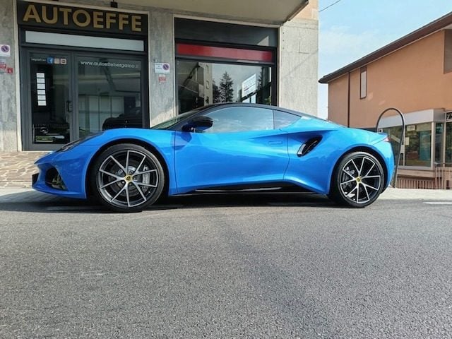 Lotus Emira Turbo DCT FIRST EDITION, SUPER OCCASIONE, IVA ESP., del 2026, 43 km, in vendita a Ponte San Pietro (BG)