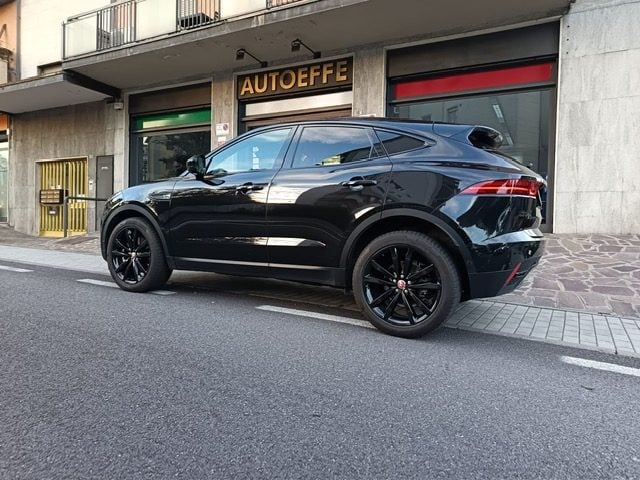 Jaguar E-Pace 1.5 I3 160CV Auto R-Dynamic - foto 2 di 4