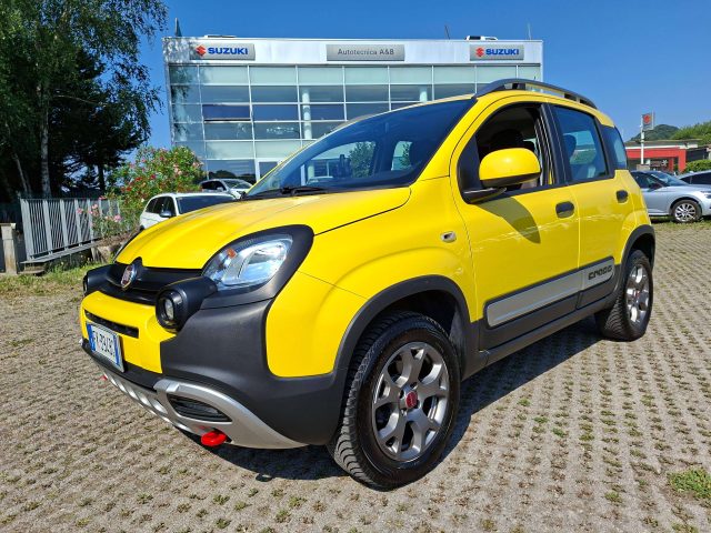 Fiat Panda 1.3 mjt 95cv Cross 4x4 s&s 5 POSTI **MERAVIGLIOSA* usato a MONTORFANO