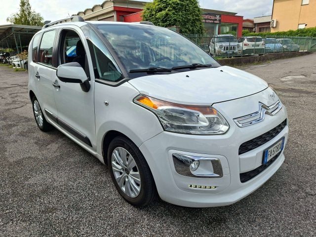 Citroen C3 Picasso 1.6 bluehdi Seduction 100cv EURO 6 unico proprieta - foto 2 di 4
