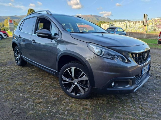 Peugeot 2008 1.2 puretech TURBO 110cv Allure OTTIME CONDIZIONI - foto 2 di 4