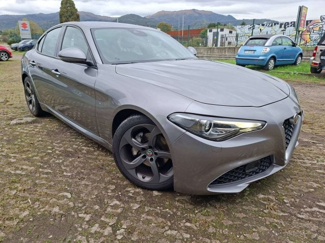 Alfa Romeo Giulia Giulia 2016 2.2 t AT8 Super 180cv automatica MOLTO - foto 2 di 4
