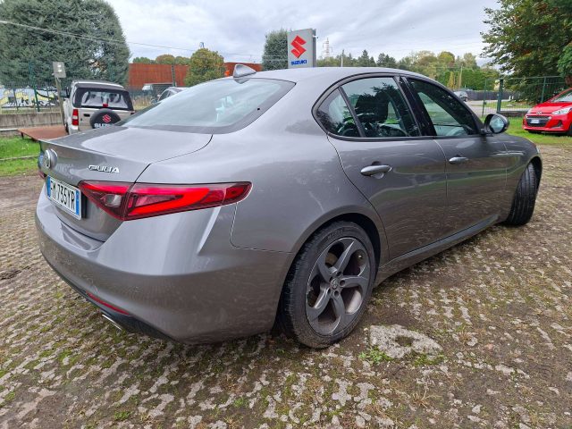Alfa Romeo Giulia Giulia 2016 2.2 t AT8 Super 180cv automatica MOLTO - foto 3 di 4