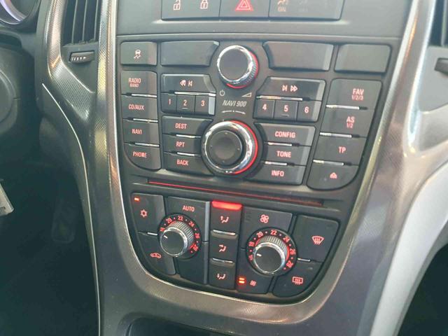 Opel Astra 1.7 CDTI 125CV 5 porte Cosmo, del 2012, 147.000 km, in vendita a Longarone (BL)