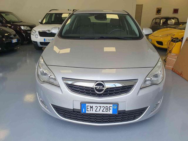 Opel Astra 1.7 CDTI 125CV 5 porte Cosmo - foto 2 di 4